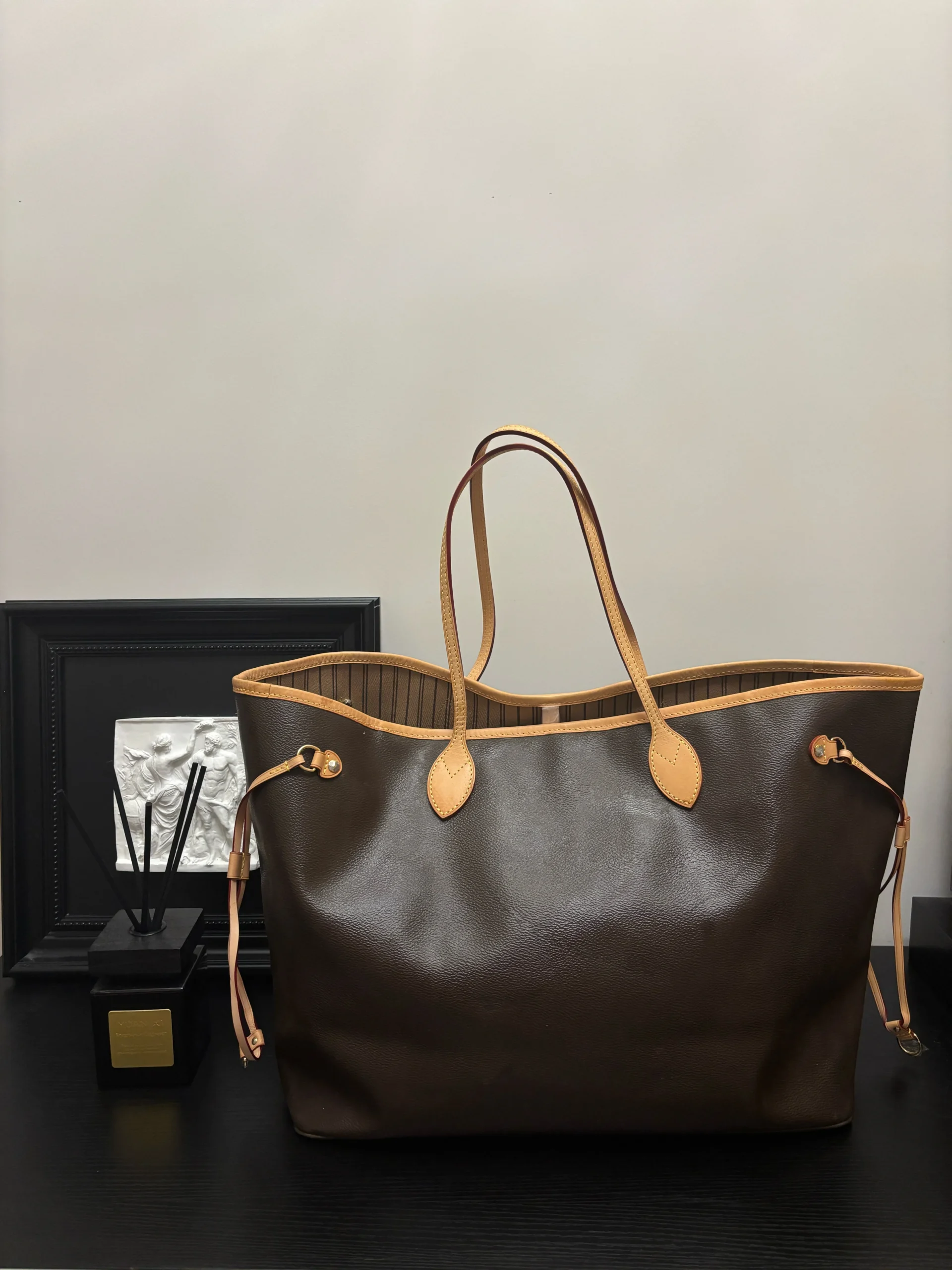 New Fashion Designer Handbags For Women Large Capacity Tote Bag Classic Canvas Style Crossbody Shoulder Bag with Strap 2026