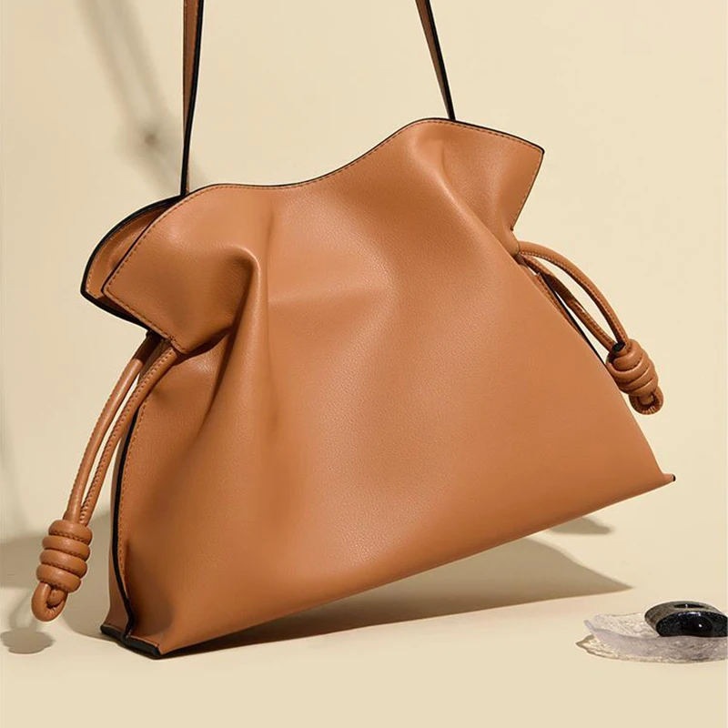 Luxury Caramel Color Leather Crossbody Bag Cloud Pleated Bag Large Capacity Design Drawstring Bag Stylish Commuter Bag For Women